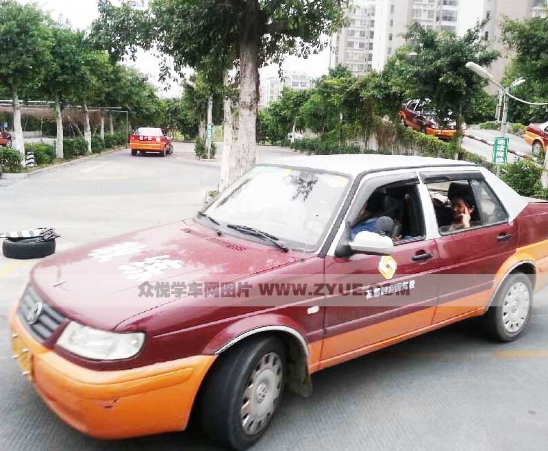 四角圍駕校訓(xùn)練車型